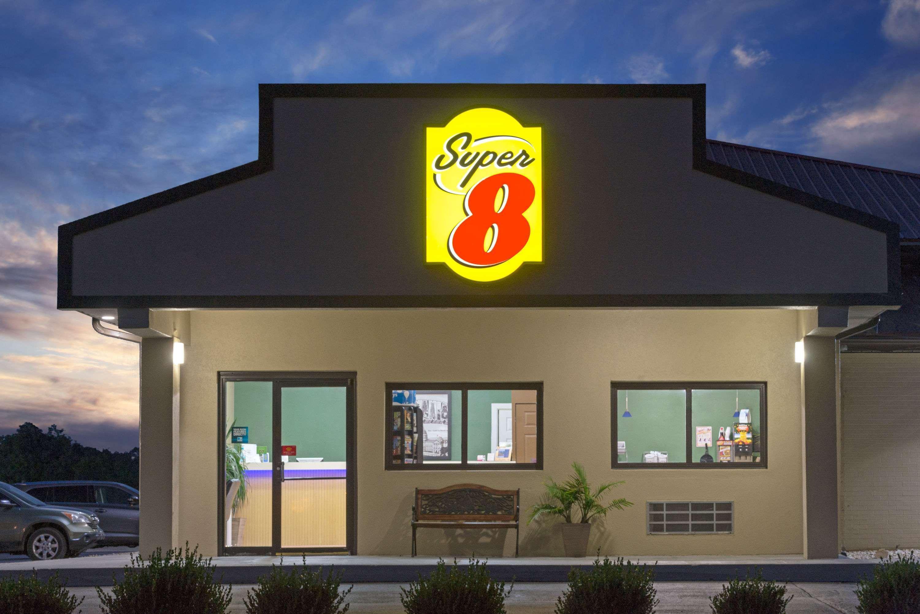 Super 8 By Wyndham Greencastle Εξωτερικό φωτογραφία