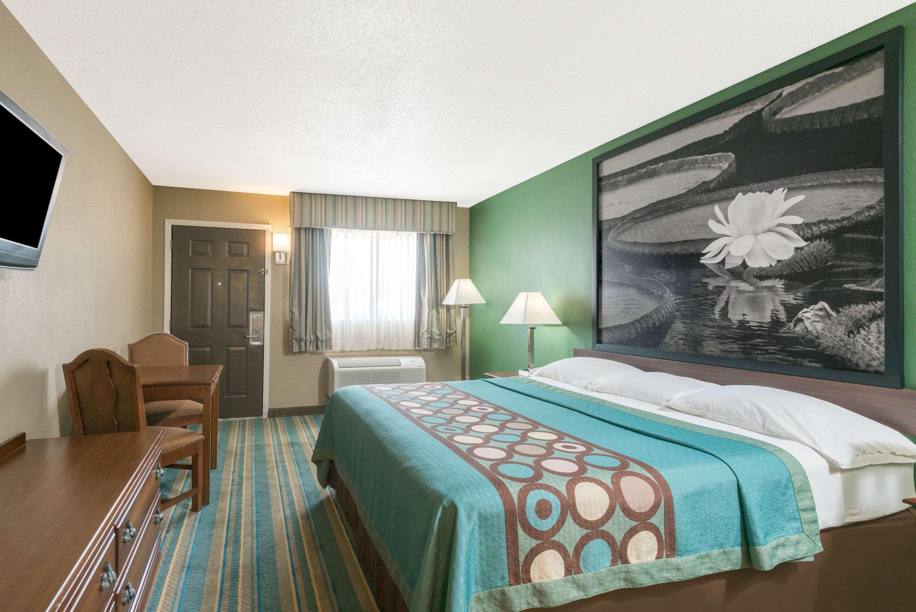 Super 8 By Wyndham Greencastle Εξωτερικό φωτογραφία