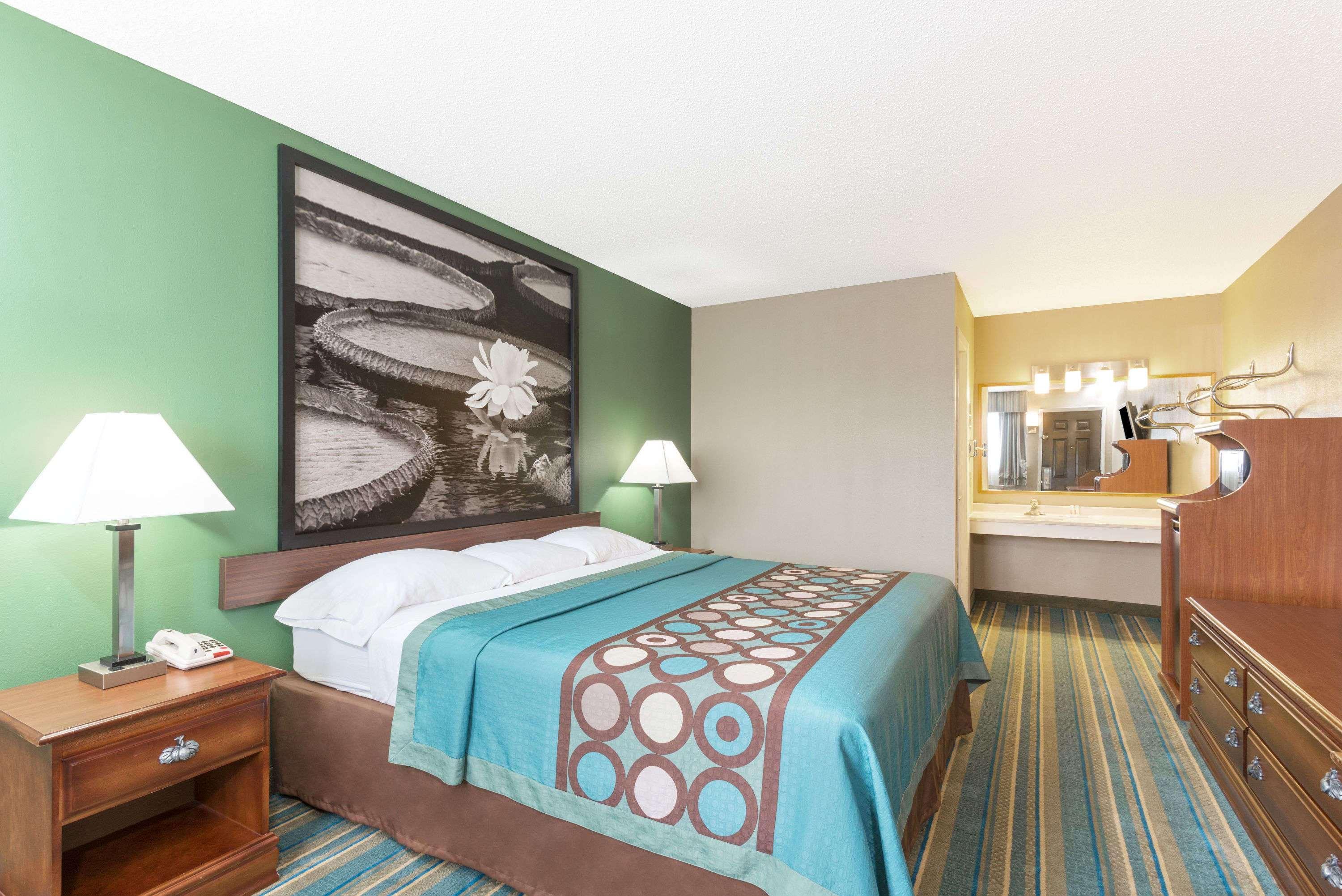 Super 8 By Wyndham Greencastle Εξωτερικό φωτογραφία